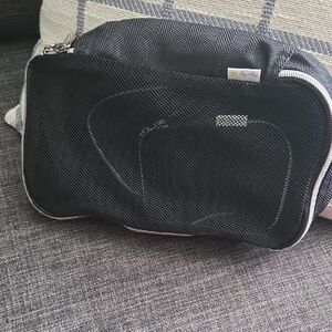 Itzy Ritzy Black Toiletry Bags Sleek Travel Essentials